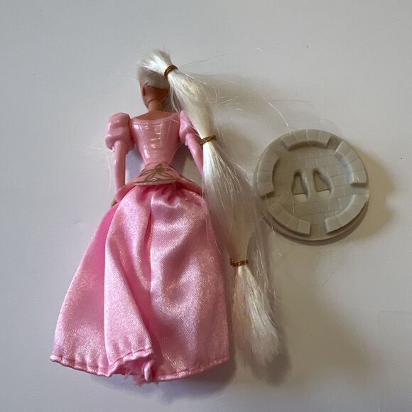 McDonald's Rapunzel Barbie Doll Happy Meal Mattel #2 Figurine With Base 1996 - Picture 3 of 4